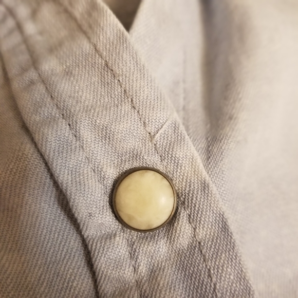 AE Chambray Boyfriend Shirt - Picture 10 of 11